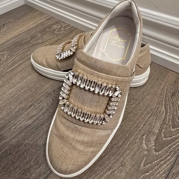 ROGER VIVIER - Jewel Buckle - Picture 1 of 12